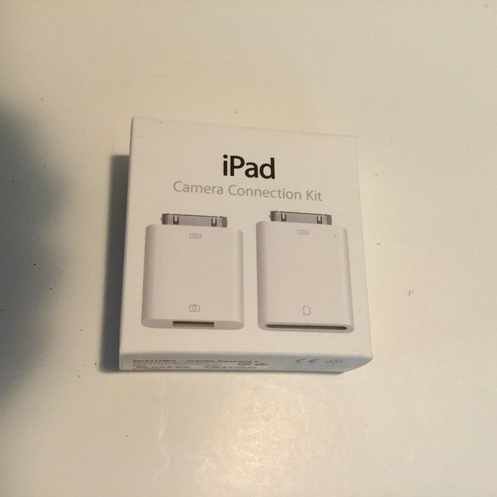 Genuine Apple iPad Camera Connection Kit MC531ZM/A New Sealed